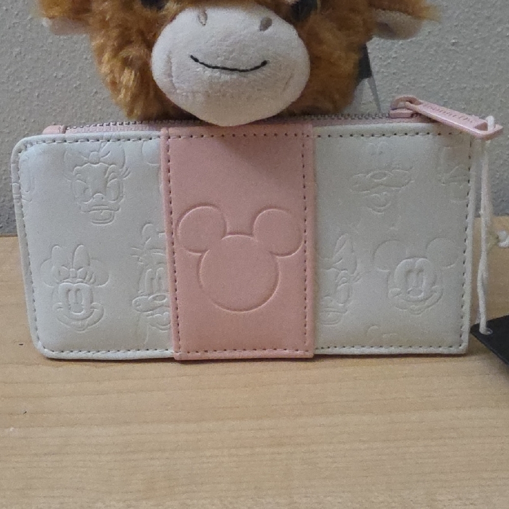 Loungefly Mickey With Fab 5 Embossed Cardholder With Zip Pocket Hard Tag